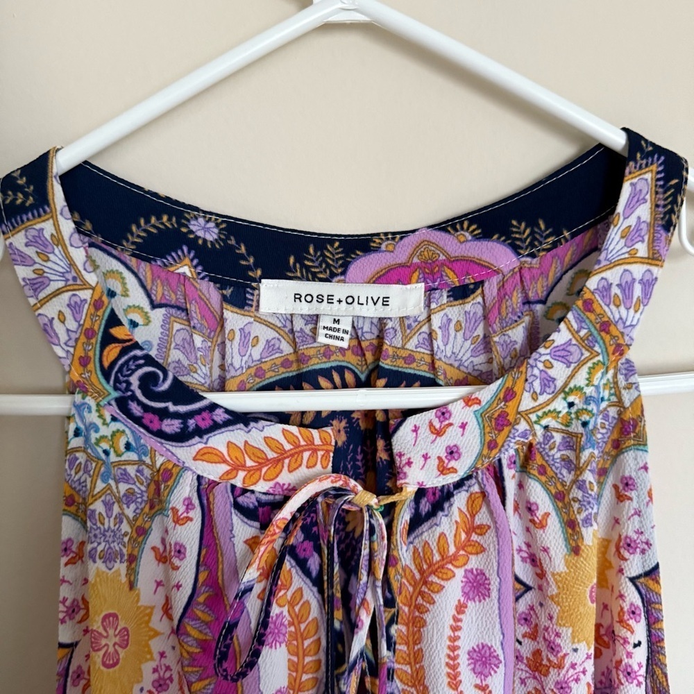 Rose + Olive Women’s Summer Preppy Vibrant Paisley Floral Tank Top Size Medium - Picture 2 of 6
